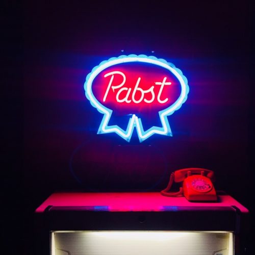 neon-sign-prop-rentals-new-york-pabst