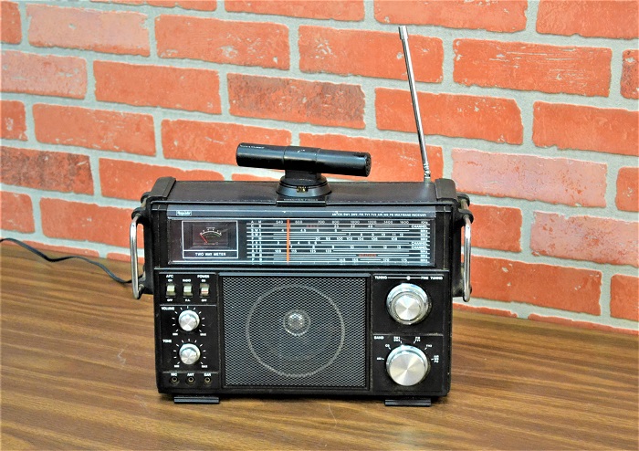 Vintage Radio Prop Rentals - Prop Specialties New York NY