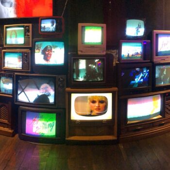 vintage tv wall - large